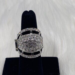 Paparazzi Jewelry Seven Figure Itch White Ring Stretch Band For Women